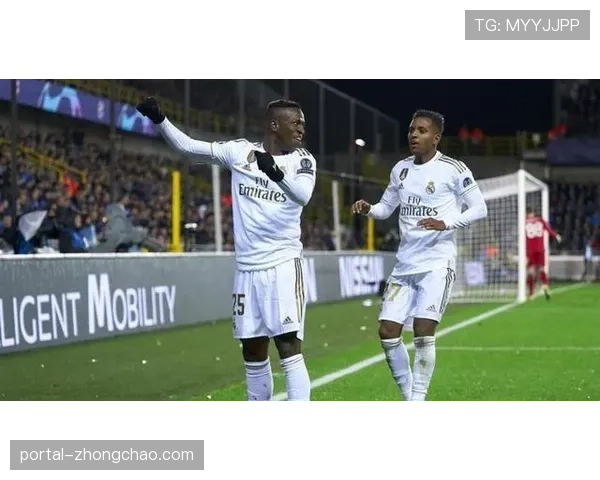 场上瞬间：维尼修斯边路超车回追80米完成关键防守